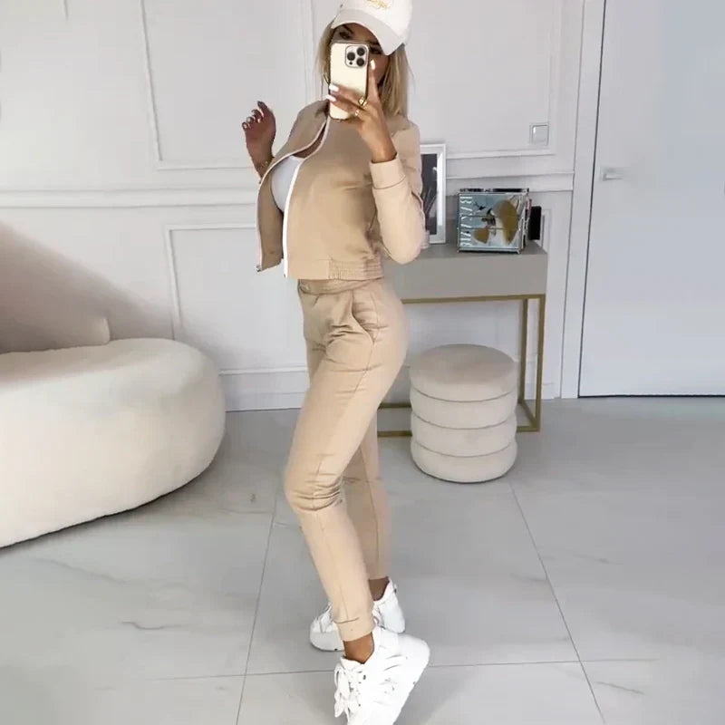 🎉New Year's Hot Sales - 70% OFF😍Women's 3-Piece Zip-Up Tracksuits