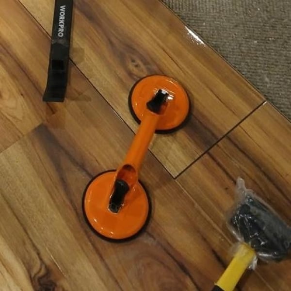 Double Suction Cup Floor Gap Repair Tool – Easy Gap Closing Device for Hardwood & Laminate Floors